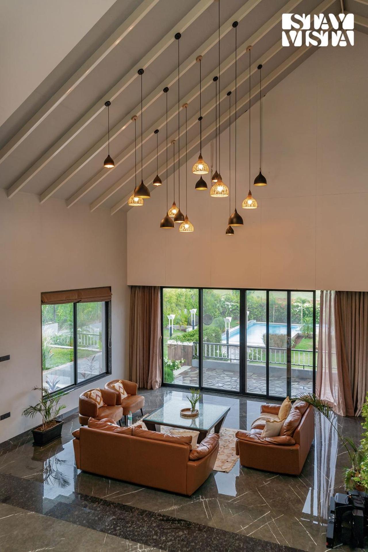 Stayvista At The Rainfield Villa With Gazebo & Lawn 나식 외부 사진